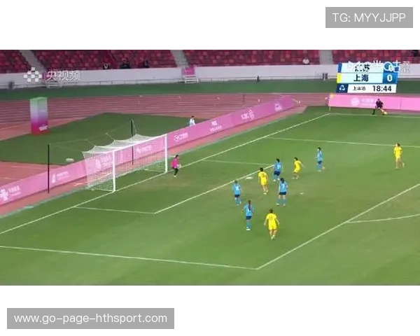 足球门前补射致胜：胜利的瞬间背后隐藏的技巧与心态