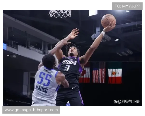 国王外线精准，球队火力稳定，国王队内线