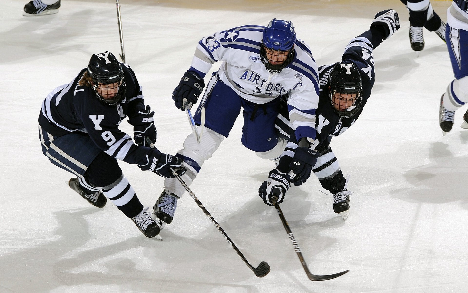 欧冠第2轮 梅西世界波建功 巴黎客场逆转全取三分